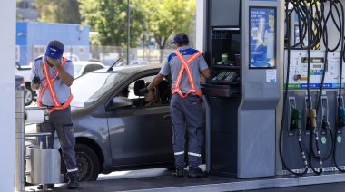 Más aumentos: YPF aplicará un aumento del 1% en las naftas y el gasoil desde este sábado