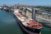 Puerto Quequén y un nuevo record anual: “Tenemos la ventaja competitiva de ser el puerto más profundo de Argentina”