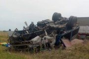 Volcó un camión en la Ruta 228 y murió su chofer: Había descargado en Quequén esta mañana