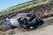 Susto en la ruta 226: Despiste, vuelco e incendio