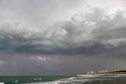 Suspendieron las clases del turno tarde y vespertino en Necochea por el alerta meteorológico