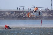 Puerto Quequén fue escenario de un simulacro de rescate de Prefectura