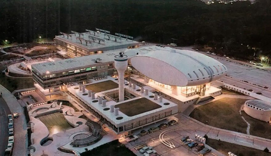 Quedó desierta la licitación de tragamonedas para el Casino: ¿Se prepara el terreno para un fabuloso negocio inmobiliario?