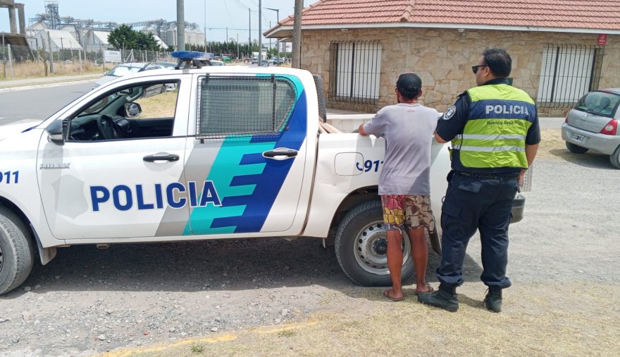 Quequén: Detuvieron a un “trapito” con pedido de captura activa durante un operativo de seguridad