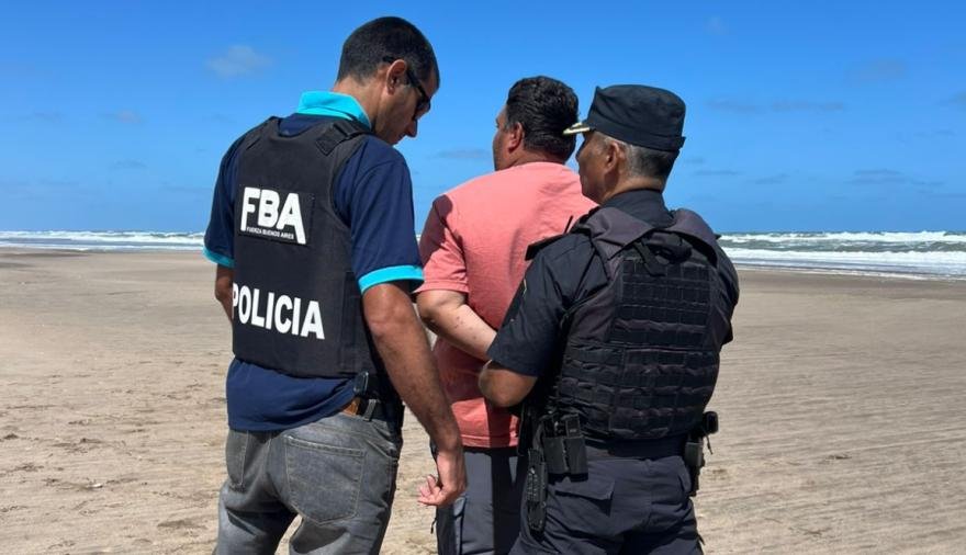 Aprehendieron a un hombre investigado por abuso sexual y le secuestraron la camioneta por infracciones de tránsito