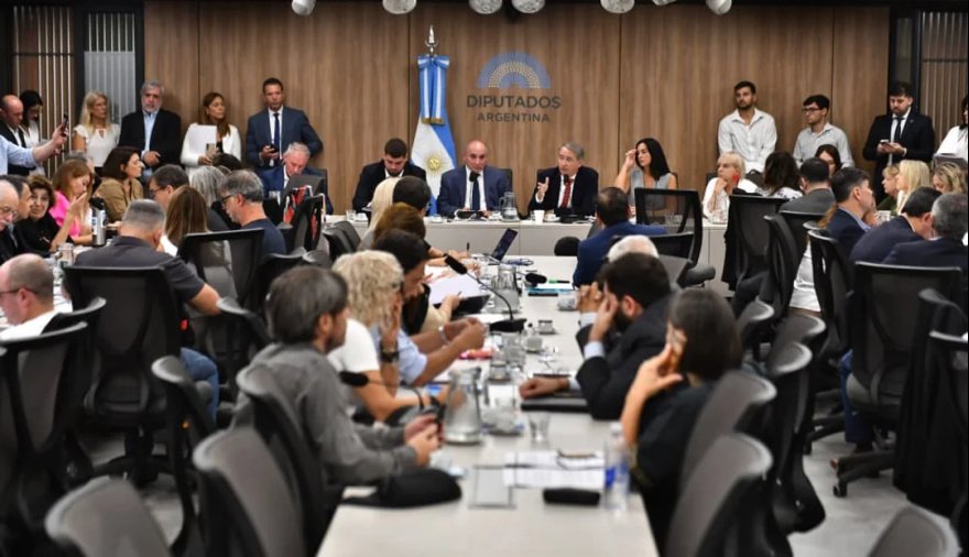 Reforma de la Ley de Glaciares: Diputados inicia audiencias públicas con más de 100 mil inscriptos y fuerte tensión política