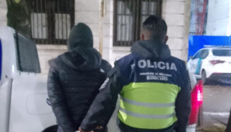 Necochea: Detuvieron a un hombre con pedido de captura activa y prohibición de acercamiento