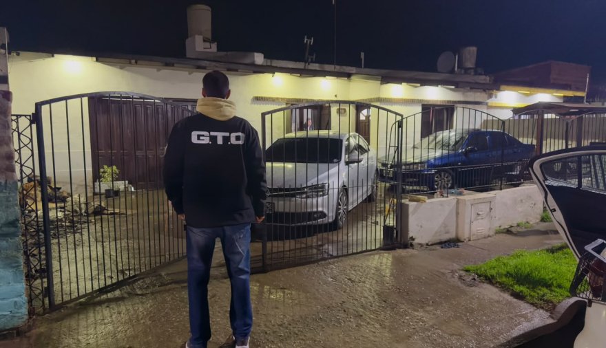 Quisieron hacerle el "cuento del tío" a un vecino de Necochea, allanaron en Lobería y encontraron autopartes robadas