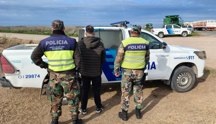 San Cayetano: Detuvieron a un hombre con pedido de captura durante un control rural