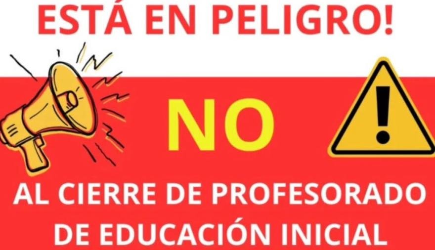 Otra cosa que pirde Necochea: Marcha contra el cierre del profesorado de Educación Inicial