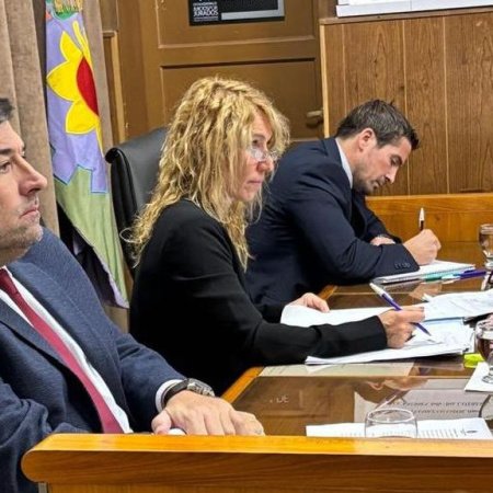 Juzgan a un loberense acusado de abusar sexualmente de una menor en el interior de un automovil