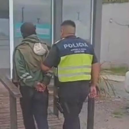 Detuvieron en Quequén a un joven con múltiples pedidos de captura por causas penales