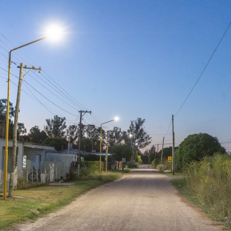 San Cayetano avanza con el recambio de luminarias LED