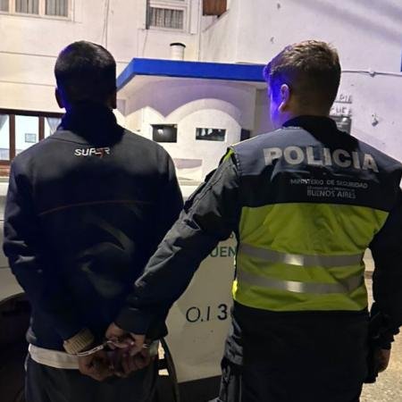Detuvieron en Quequén a un joven de 18 años por una causa de robo