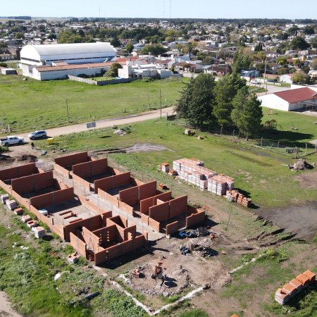 San Cayetano avanza con la construcción de la Escuela Técnica Nº 1
