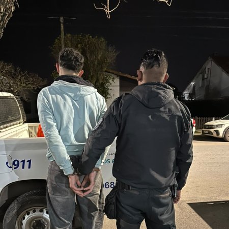 Persiguió a una pareja, se metió en un edificio y terminó aprehendido