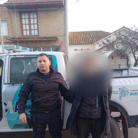 Dos jóvenes fueron aprehendidos tras una serie de robos en vehículos en Necochea