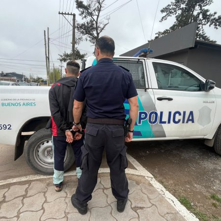 Robo en Quequén: Detuvieron a un sospechoso que se había ocultado entre pastizales